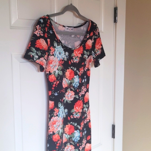 Floral bodycon midi dress - Picture 5 of 8